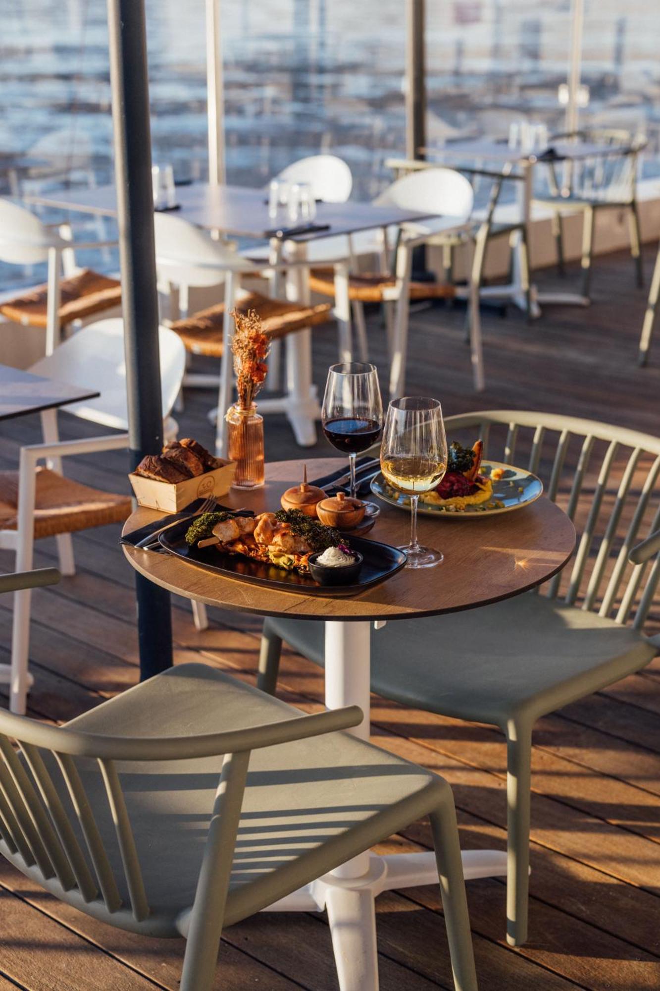 Beach Hotel - Le Grand Chalet Ronce-les-Bains Eksteriør billede