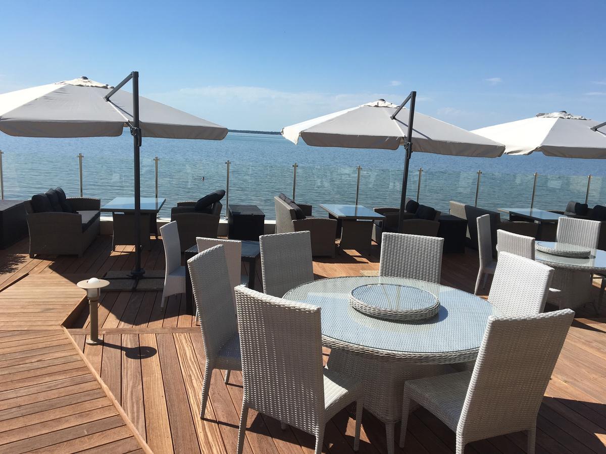 Beach Hotel - Le Grand Chalet Ronce-les-Bains Eksteriør billede