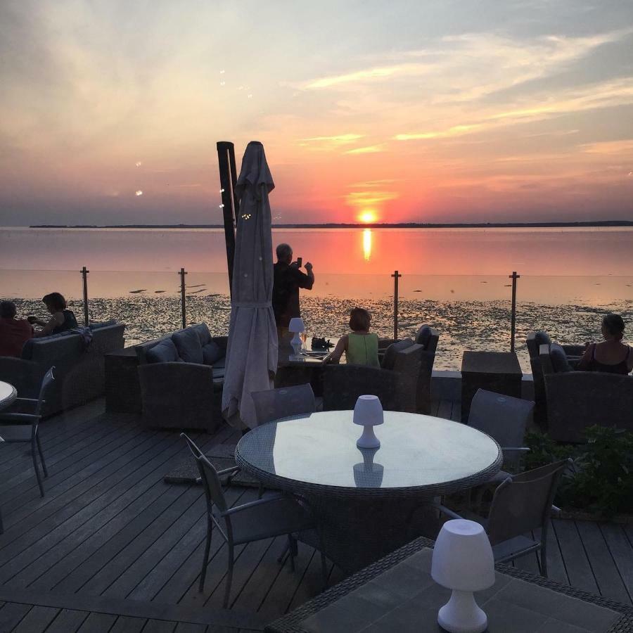 Beach Hotel - Le Grand Chalet Ronce-les-Bains Eksteriør billede